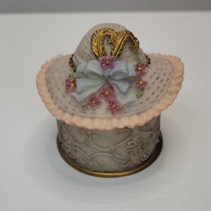 Floral Hat Trinket Box With Sz 8 Rings